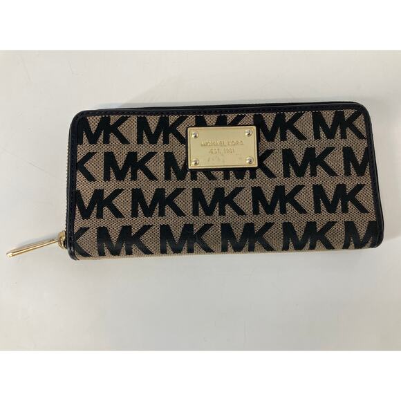 MICHAEL KORS, LARGE CANVAS, LEATHER TRIM SIGNATURE WALLET (ASIS) - Picture 1 of 13
